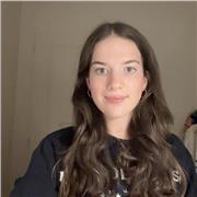 Tuteur pour l’aide au devoir et soutien scolaire, donne des cours particuliers à des élèves de primaire et collège