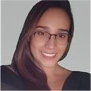 Profesora de matematicas y quimica, dicto clases a niños y jovenes