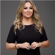 Traduções, aulas particulares e produção de material