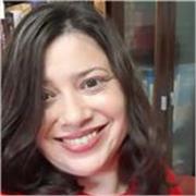 Políglota imparte clases de español a extranjeros