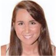 Profesora de psicología imparte clases a todas las edades