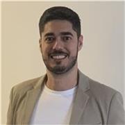 I provide the language tools to help you feel more confident communicating in English in different settings.