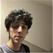 Sono Dylan Steinman, un semplice ragazzo di 19 appena uscito dal Liceo Classico, sono madrelingua inglese ed americano
