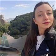 Laurea doppia in lettere, giornalismo e editoria impartisce ripetizioni di latino e materie umanistiche