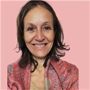 Sat Nam ich bin Iris. Ich liebe es, Menschen in jedem Level zum Kundalini Yoga zu befähigen. 