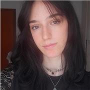 Laureata in Arti visive propone ripetizioni per ragazzi delle scuole medie e aiuto compiti per bambini delle elementari