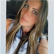 Ragazza laureata impartisce lezioni di tutte le materie per scuole elementari, medie (inclusa matematica) e superi ( tranne matematica)