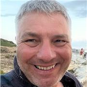 Erfahrener Lehrer mit den Fächern Biologie /Chemie am Gymnasium und in der Erwachsenenbildung biete individuelle Nachhilfe an