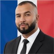 Professeur de FLE
Professeur de français 
Professeur des écoles 