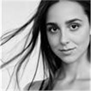 Profesora de francés nativa, con nivel Advanced y Bachillerato francés. Doy clases a estudiantes y adultos, adaptadas a cada nivel