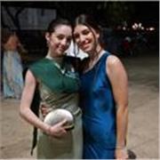 Profesora titulada en Bachillerato, B2 y experiencia cursando un año escolar en Irlanda.