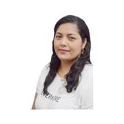 Profesora de lengua imparte clase a niños de todas las edades