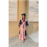 English Teacher who has excellent grip on advanced spoken and written english on all levels.