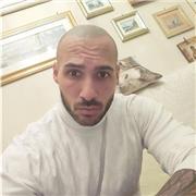 Maestro VI Dan di Goju ryu ( karate) impartisce lezioni