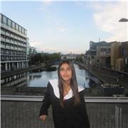 Hi, my names Mahak. I’m a university student at UCL. My lessons are aimed at helping you with your studies, adapted to your needs