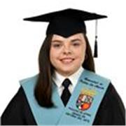 Soy historiadora del arte y me defino como una persona activa y entusiasta por la historia del arte. 