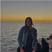 Profesora de música imparte clases a niños desde los 3 años