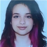 Profesora de lengua castellana y literatura apta para todos los niveles.