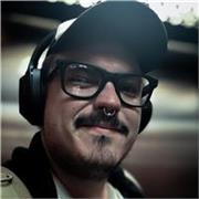 Profesor deLengua y Literatura y otras disciplinas relacionadas con el arte y la producción audiovisual, desde hace 13 años