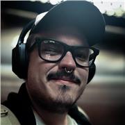 Profesor deLengua y Literatura y otras disciplinas relacionadas con el arte y la producción audiovisual, desde hace 13 años