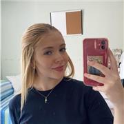 Disponibilidad las 24 horas del día junto con precio discutible