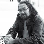 Maestro de Literatura, con varios libros publicados