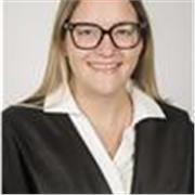 Me defino como una persona organizada y metodíca. Me gustaria dar clases a niños en verano de la eso y bachillerato. 