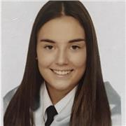 Profesora de inglés que imparte clases a niños desde los 4 a los 12 años