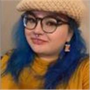English tutor providing online lessons for ages 12 and up