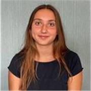 Chica de 20 años disponible para ayudar con clases de Matemáticas nivel ESO  y bachillerato.