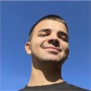 Offro lezioni e ripetizioni private per migliorare i propri voti a scuola e superare eventuali difficoltà