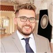 Profesor de matemáticas en activo en un IES de la isla e imparto clases particulares para todas las edades y niveles