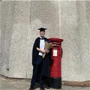 Are you interested in learning English? I'm a native English speaker living in London, UK.