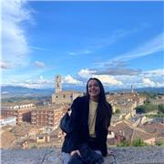 Estudiante de Relaciones Internacionales, con cinco años de experiencia como profesora particular. Trabajo con niños y adultos.