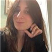 Diplomata in lingue straniere con 100 offre lezioni di inglese. Se vuoi imparare, contattami e cominciamo!