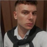 Portato da sempre alla scrittura, amante della letteratura, impartisco lezioni di italiano