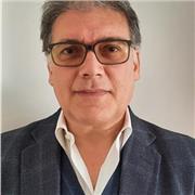 Unisciti a un percorso unico in economia con il mio metodo maieutico, pensato per guidarti.