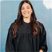 Profesor de lengua que imparte clases particulares a niños de todas las edades