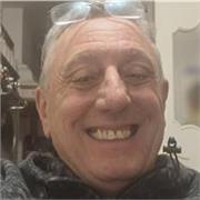 Sono un avvocato con esperienza ventennale e intendo metterla a disposizione di chi vorrà ascoltarmi.