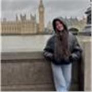 Profesora de apoyo para primaria, apta para todas las asignaturas. 