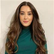 Native English speaker, able to teach all the levels. Communicating knowledge in French