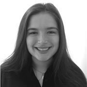 Étudiante en école de commerce (ESCP Paris - concours post classe préparatoire) donne des cours de mathématiques