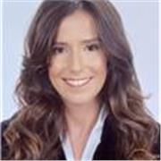 Graduada en Derecho y Criminología se ofrece para dar clases de ambos grados, así como a alumnos de primaria, ESO y bachillerato