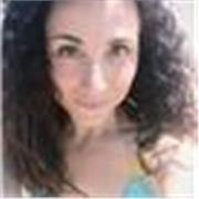 Dottoressa in psicologia clinica impartisce lezioni in psicologia