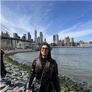 Diplomata al liceo classico, impartisco lezioni di greco e latino