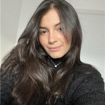 Thayná