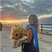 Una persona que busca ayudar al resto,primaria