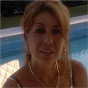 Laureata in arte, diplomata liceo linguistico. Madrelingua italo/francese offre lezioni private per studenti fino alla seconda liceo di inglese, francese, arte, materie umanistiche e italiano per stranieri