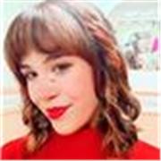 Profesora de español nativo sin experiencia  pero de fácil aprendizaje con ganas de ganar experiencia e impartir clases.