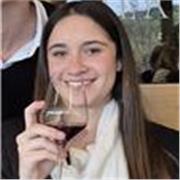 Studentessa dell’ultimo anno di liceo delle scienze umane, disponibile ad aiutare bambini e ragazzi fino alla seconda superiore!